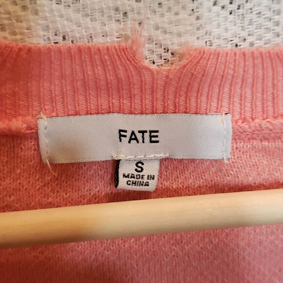 Fate Distressed Hemline Crew Neck Sweater Size Small Leopard Print Coral… - Picture 6 of 7